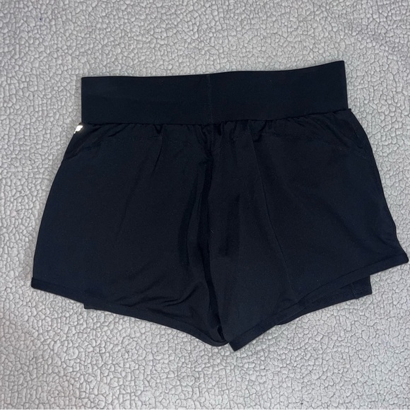 Fabletics shorts - Picture 3 of 8